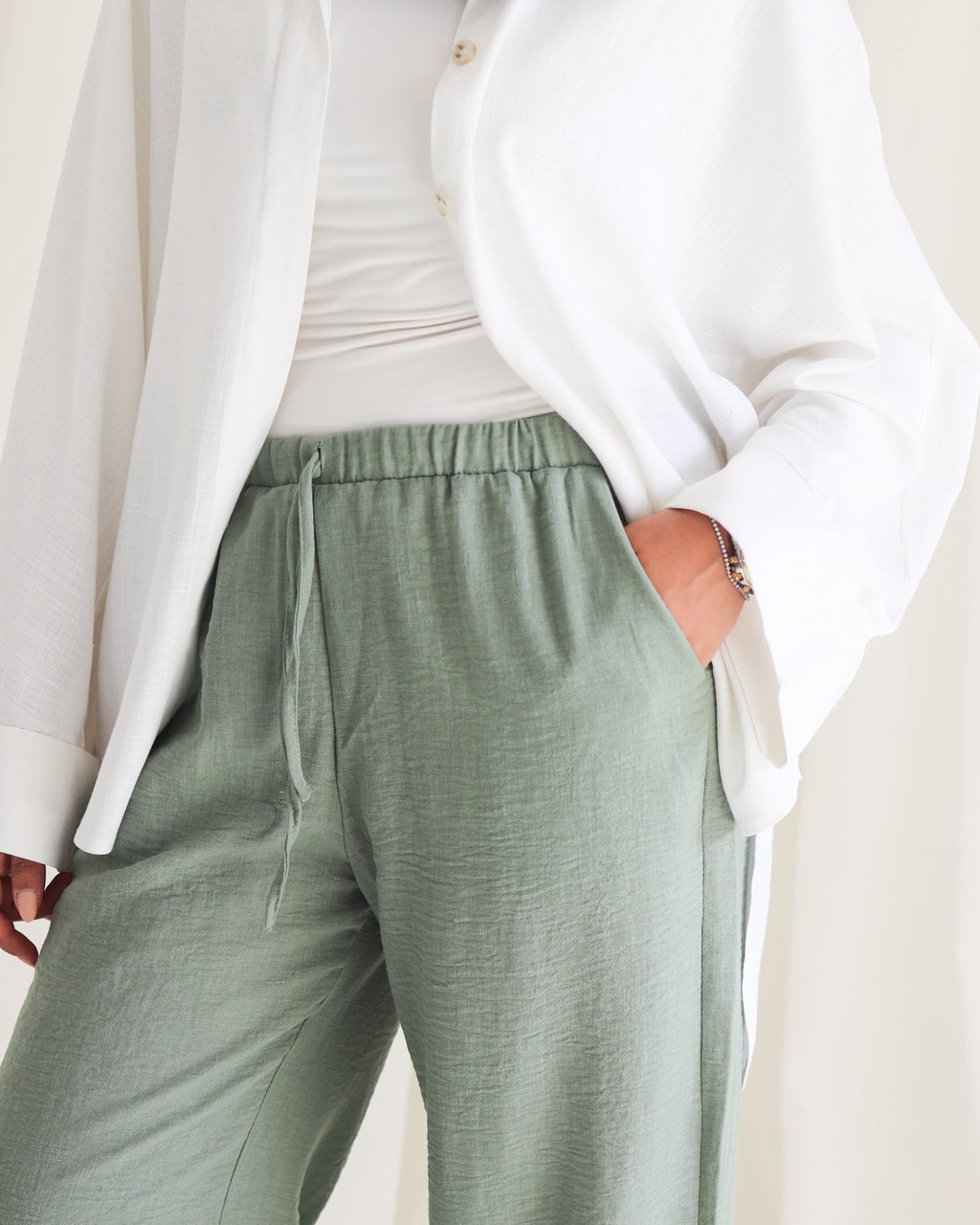 Naomi Pant -Olive